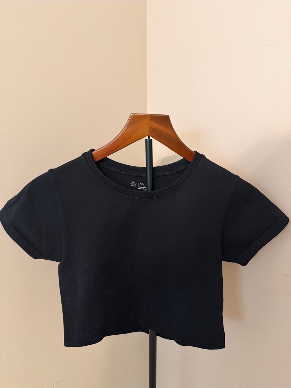 Offline by Aerie-Black Cropped Crewneck Tee - Minimalist Women's Crop Top